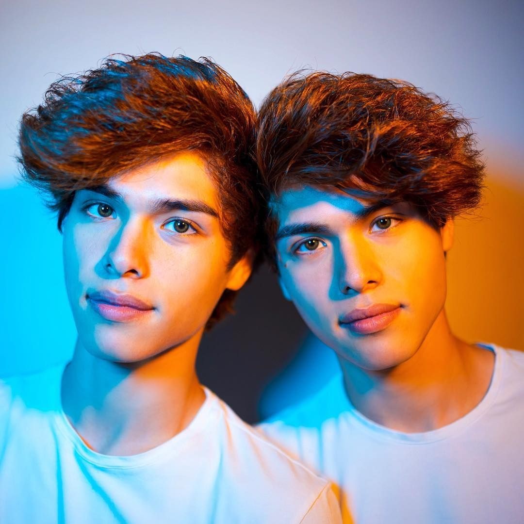 Stokes Twins